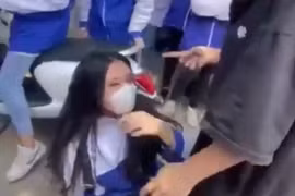 Công an vào cuộc điều tra nhóm nữ sinh đánh bạn dã man ở Thanh Hóa