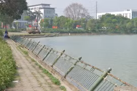 Hà Nội: Xót xa công viên hơn 150.000 m2 hoang tàn, xuống cấp