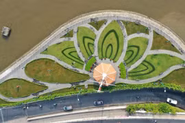 Diện mạo mới của bờ sông Sài Gòn với công viên hình hoa sen 8.700 m2