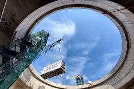 Toàn cảnh nhà ga sâu 4 tầng dưới lòng đất của metro số 1 Bến Thành - Suối Tiên
