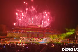 Festival Huế 2022 khai mạc: Những sắc màu hấp dẫn của văn hóa Huế