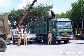 Ninh Bình: Chỉ trong 4 ngày, xử phạt hơn 355 triệu đồng đối với xe chở quá khổ, quá tải