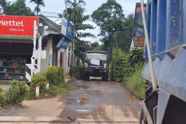 Nhiều người dân cung cấp bằng chứng bị uy hiếp, ép buộc nộp tiền qua đường