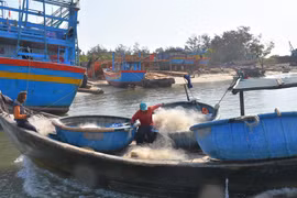 Kiến nghị hỗ trợ ngư dân bị ảnh hưởng bởi giá xăng, dầu tăng cao