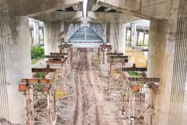 Hà Nội: Hoàn thiện dự án cầu đi thấp qua hồ Linh Đàm, phương tiện đi thế nào?