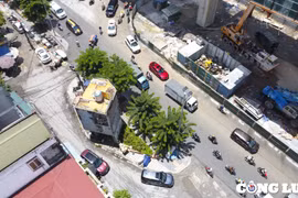 Cận cảnh căn nhà 4 mặt tiền "độc nhất vô nhị" ở Thủ đô