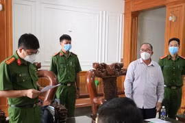 Khởi tố nguyên chủ tịch UBND huyện Xuyên Mộc vì cấp sổ đỏ sai