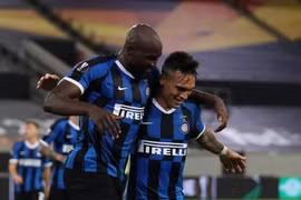 Inter mượn Lukaku với giá 8 triệu euro