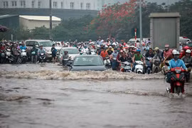 Giải quyết úng ngập không như kỳ vọng, cử tri đề nghị xem lại công tác quản lý, quy hoạch