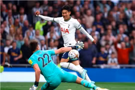 Hàng thủ kém duyên, Tottenham tự tay dâng 3 điểm cho Newcastle