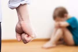 Nắm bắt tình hình trẻ em có cha mẹ ly hôn, đi làm ăn xa để phòng ngừa bạo hành