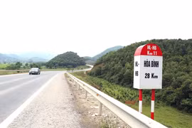 Chính phủ chỉ đạo hướng dẫn áp dụng cơ chế đặc thù cho Dự án cao tốc Hòa Bình-Mộc Châu