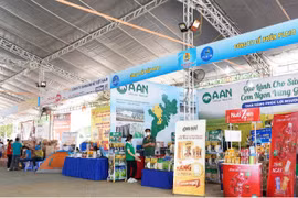 Gạo A An đồng hành cùng Phiên chợ Phúc lợi Công đoàn