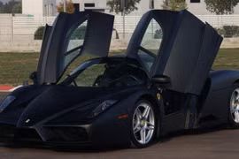 Siêu xe Ferrari Enzo độc nhất được bán đấu giá