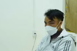 Mâu thuẫn tình cảm, gã trai lén lút đốt nhà người yêu lúc rạng sáng