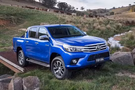 Toyota có thể phải bồi thường gần 1,5 tỷ USD vì lỗi trên xe Hilux, Prado, Fortuner