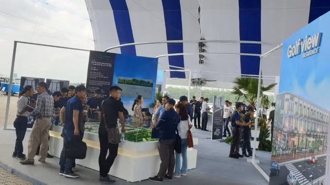 Khách tham quan các Dự án BĐS nhà ở tại TP. HCM