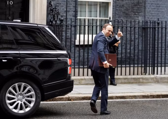 Bộ trưởng Y tế Anh Matt Hancock. Ảnh: Reuters