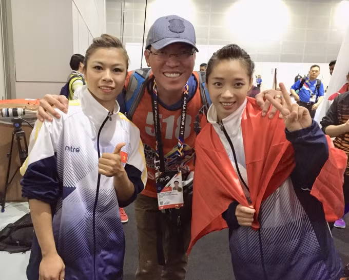 Nhà báo Đỗ Tuấn tác nghiệp ở SEA Games 2017 tại Malaysia.