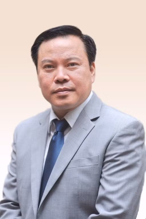 Nhà báo Lưu Quang Định – Tổng Biên tập báo Nông Thôn Ngày Nay/ Dân Việt:
