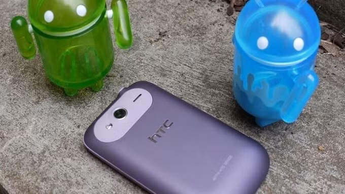 HTC Wildfire S một thời.