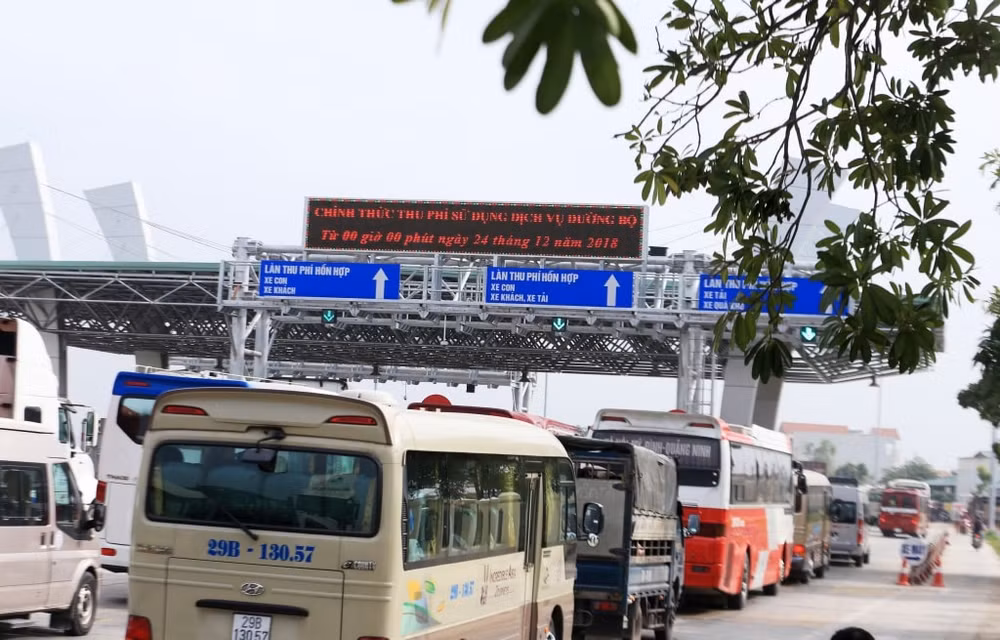 Tổng cục Đường bộ Việt Nam thanh tra 11 trạm thu phí BOT. Ảnh: TL