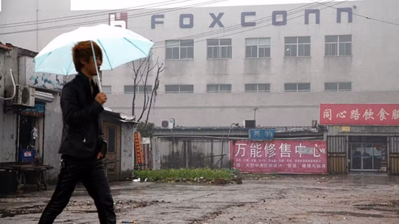 Doanh số iPhone giảm khiến Foxconn gặp khó khăn.