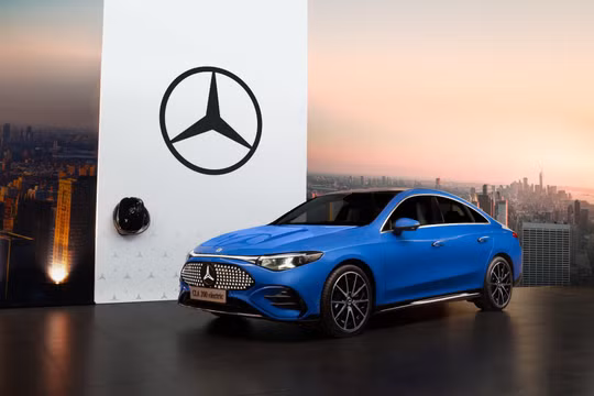 Mercedes-Benz CLA 200 Electric chốt giá 1,59 tỷ đồng tại Việt Nam
