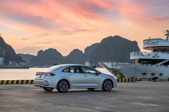 Toyota Corolla Altis ngừng bán tại Việt Nam: Tạm biệt một huyền thoại
