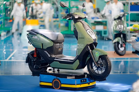 Giá xe máy điện Honda ICON e: 'phá đáy' chỉ còn chưa đến 16 triệu đồng