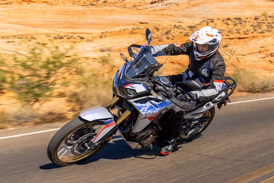 Honda Africa Twin 2026 về Việt Nam, giá bán từ 541 triệu đồng