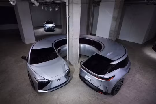 Lexus biến hai mẫu SUV điện hóa trở thành tác phẩm nghệ thuật độc bản