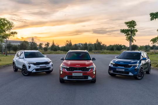 Kia Việt Nam giảm giá niêm yết Sonet, Seltos và Carens xuống thấp kỷ lục