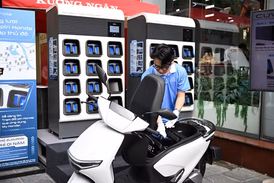 Honda CUV e: và UC3 mở bán giá từ 45 triệu đồng, có trạm sạc nhanh và đổi pin