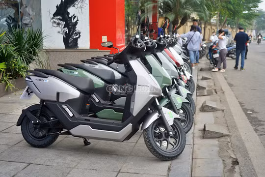 Thị trường xe máy điện diễn biến trái chiều trước mùa tựu trường