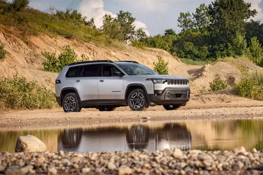 Jeep Cherokee phân phối chính hãng tại thị trường Việt Nam