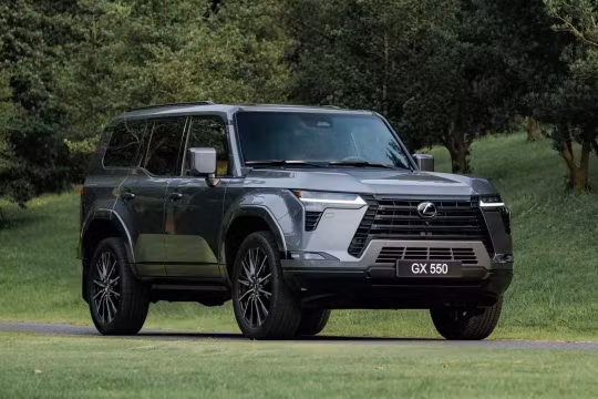Triệu hồi 103 chiếc SUV hạng sang Lexus GX550 tại Việt Nam