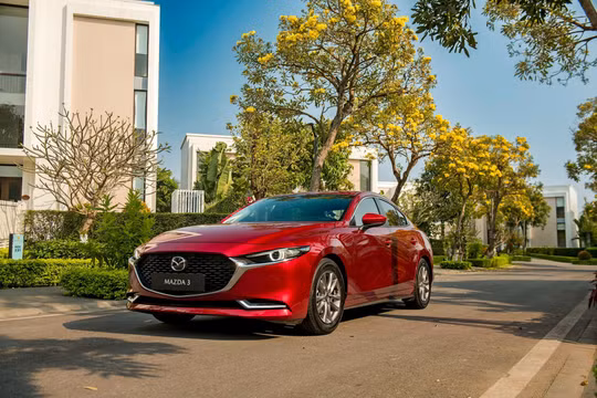 Phân khúc sedan cỡ C: ‘Chốt chặn’ cuối cùng Mazda3