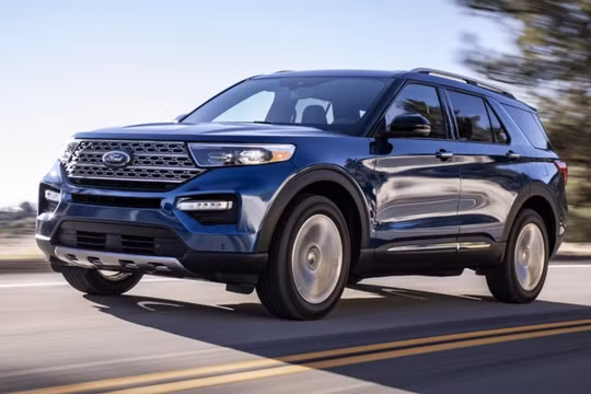 Triệu hồi hơn 2.400 xe Ford Explorer tại Việt Nam