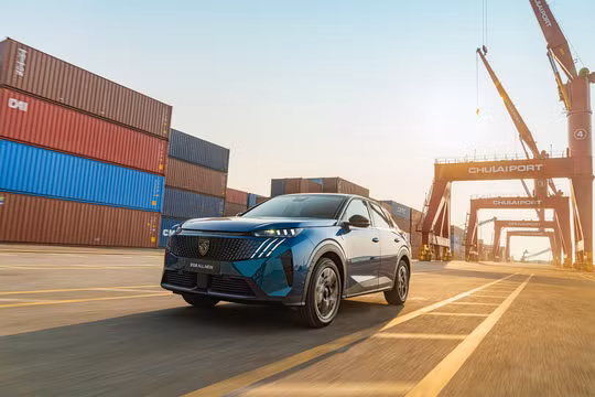 Chi tiết Peugeot 3008 2026 giá từ 1,279 tỷ đồng tại Việt Nam