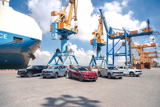 Ford Việt Nam mạnh tay giảm giá và nâng bảo hành hàng loạt mẫu xe