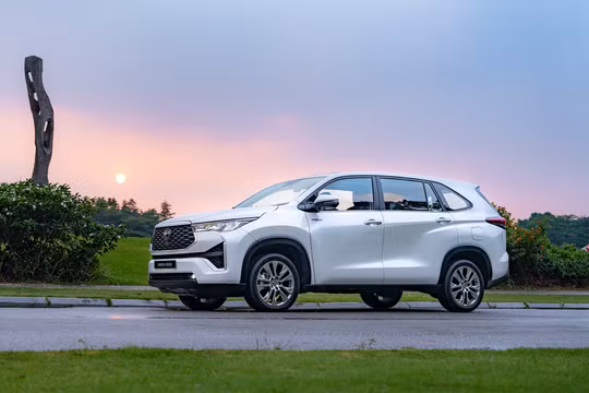 Doanh số bán hàng Toyota tăng đột biến