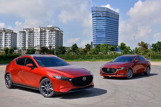 Mazda3 ‘nặng gánh’ doanh số phân khúc sedan cỡ C