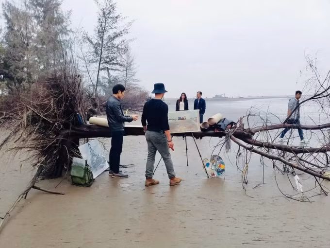Sáng tác ở Cồn Thoi.