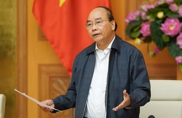 Thủ tướng Nguyễn Xuân Phúc phát biểu kết luận cuộc họp. Ảnh: VGP