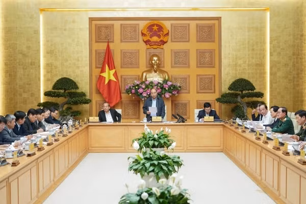 Thủ tướng chủ trì họp Thường trực Chính phủ về phòng chống dịch COVID-19. Ảnh: VGP