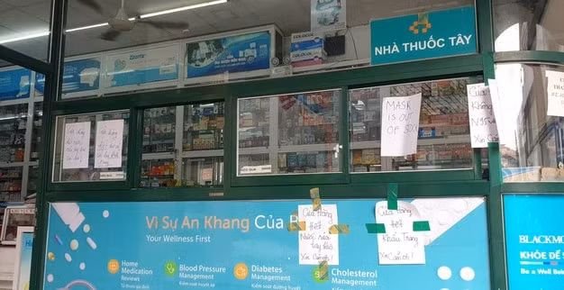 Hơn 20 ngày sau công bố dịch Covid-19 thị trường vẫn “khát” khẩu trang
