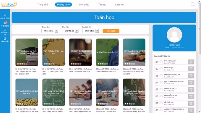 Một giao diện phòng thi trực tuyến môn Toán học trên EduFox.vn