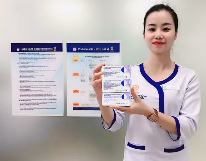 Vắc xin Menactra phòng các bệnh do não mô cầu khuẩn lần đầu tiên có tại Việt Nam.