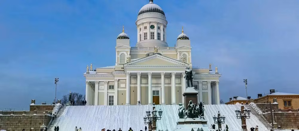 79571792-1004.jpg